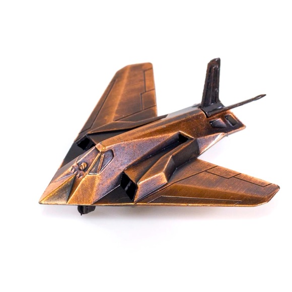 😎 NWT F-117A Stealth Fighter Plane Antique Finished Die-Cast Metal Sharpener - Picture 1 of 4